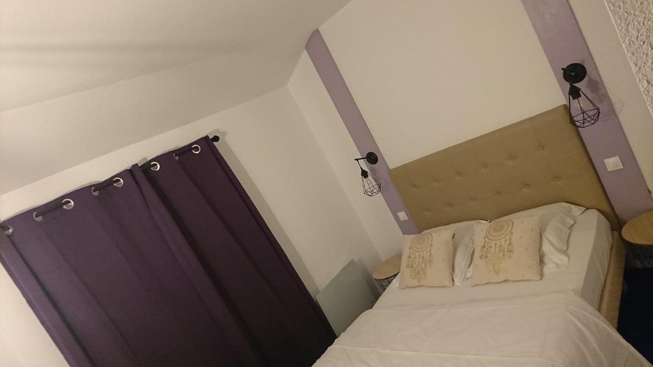 Hotel Les Deux Porches Verrieres  Kültér fotó