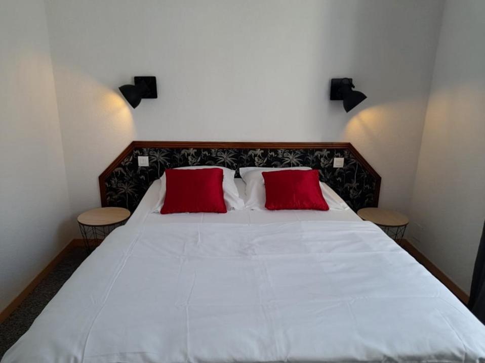 Hotel Les Deux Porches Verrieres  Kültér fotó