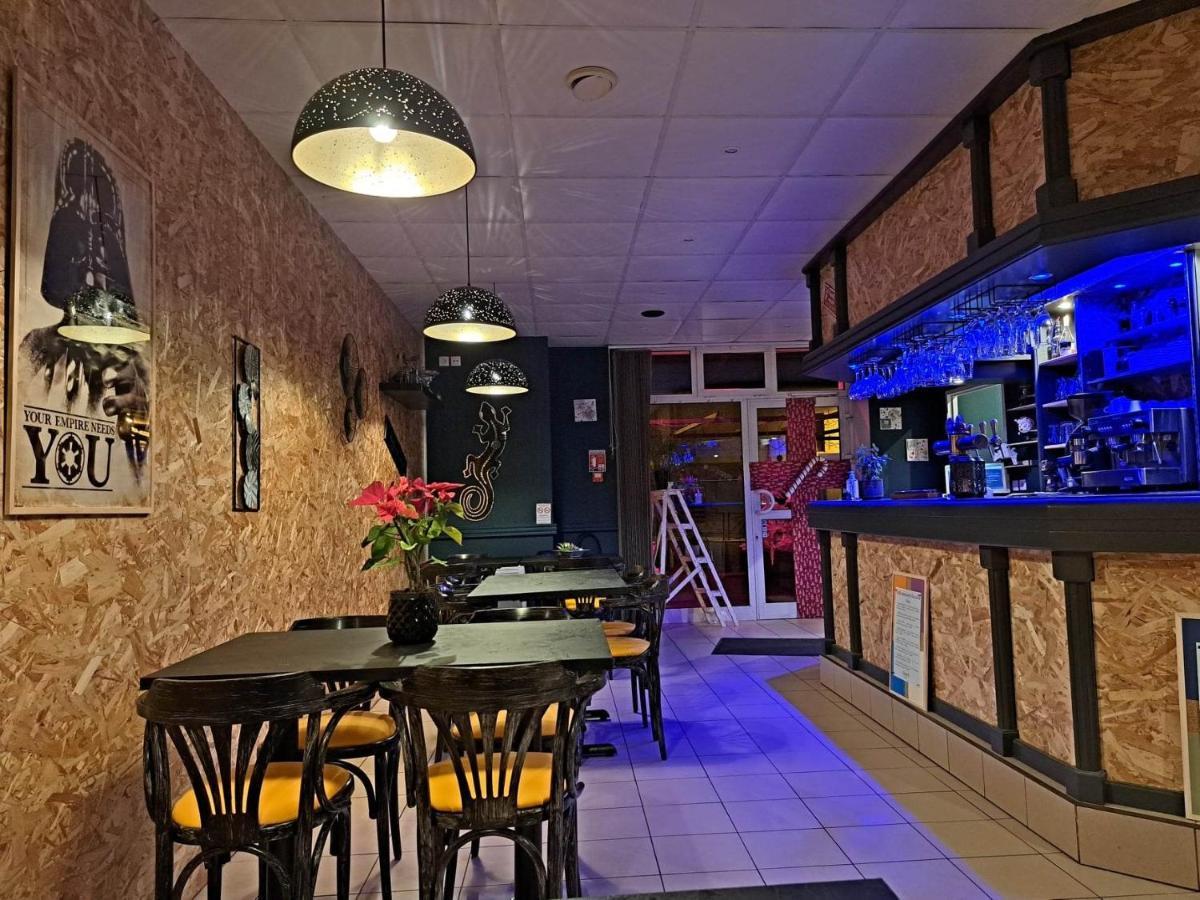 Hotel Les Deux Porches Verrieres  Kültér fotó