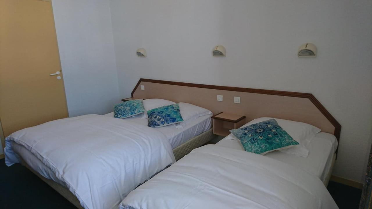 Hotel Les Deux Porches Verrieres  Kültér fotó
